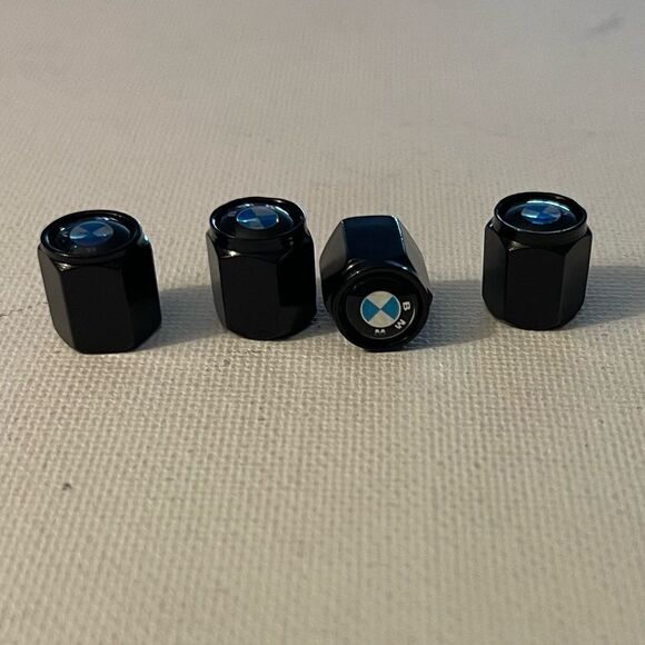 BMW Logo Valve Stem Caps Black set of 4 NWT - Picture 3 of 4